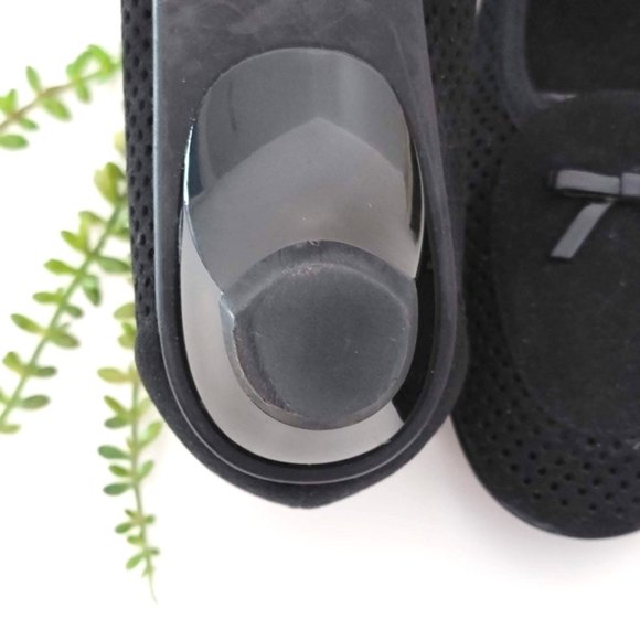 Stuart Weitzman Made in Spain Black Perforated Suede Bow Kitten Heel Flats SZ 11 - Picture 10 of 10